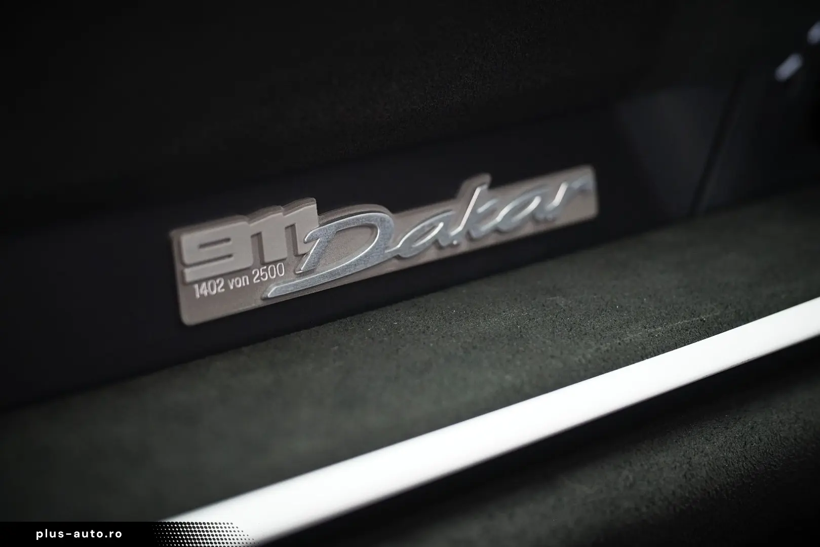 PORSCHE 992 Dakar   1. Hand   Rallye Design & SportPaket