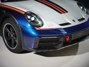 PORSCHE 992 Dakar   1. Hand   Rallye Design & SportPaket