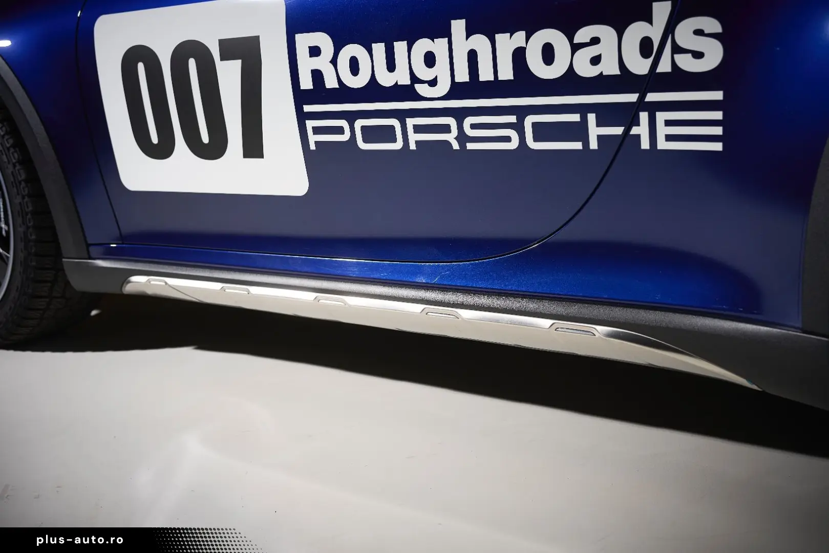 PORSCHE 992 Dakar   1. Hand   Rallye Design & SportPaket