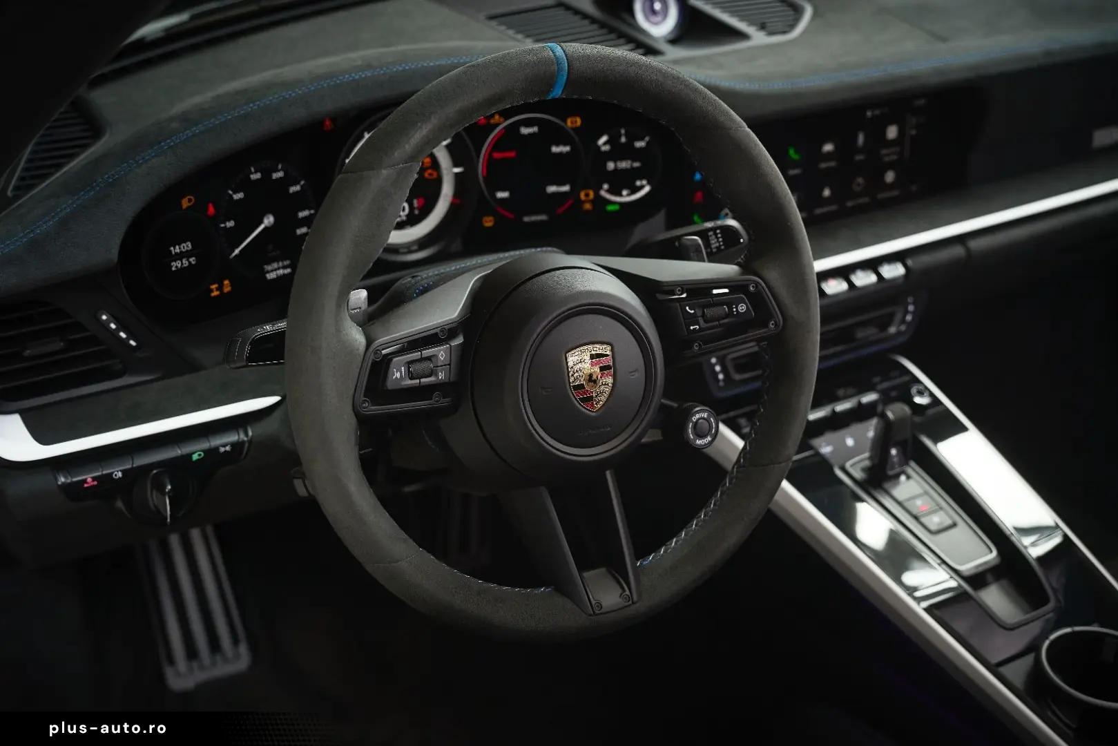 PORSCHE 992 Dakar   1. Hand   Rallye Design & SportPaket
