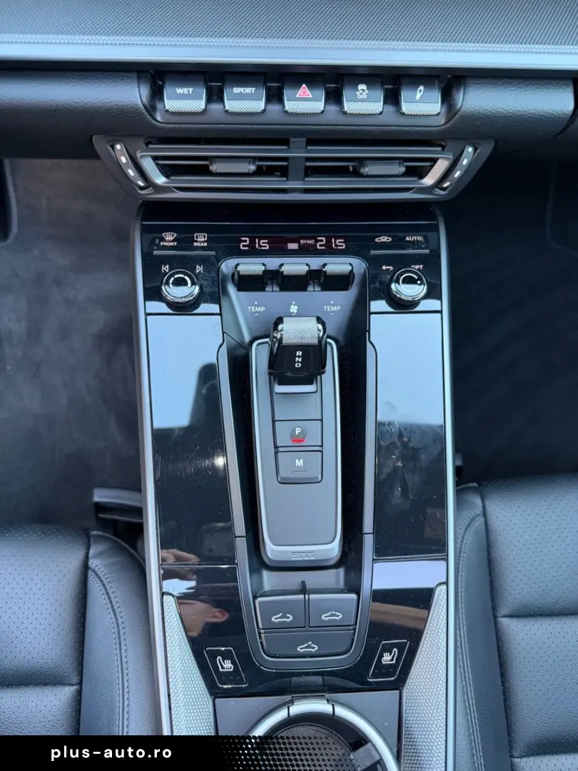 PORSCHE 992 Carrera 1.HAND DEUTSCH PANO RÜCKFK LED