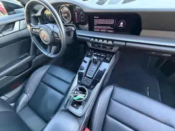 PORSCHE 992 Carrera 1.HAND DEUTSCH PANO RÜCKFK LED