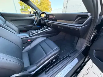 PORSCHE 992 Carrera 1.HAND DEUTSCH PANO RÜCKFK LED