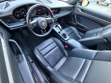 PORSCHE 992 Carrera 1.HAND DEUTSCH PANO RÜCKFK LED