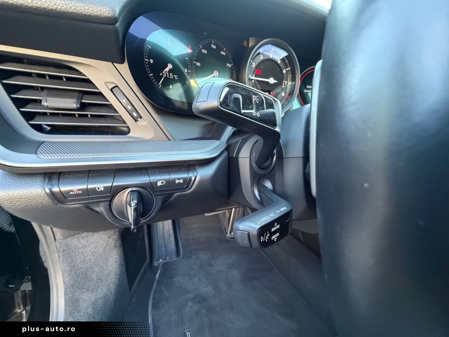PORSCHE 992 Carrera 1.HAND DEUTSCH PANO RÜCKFK LED