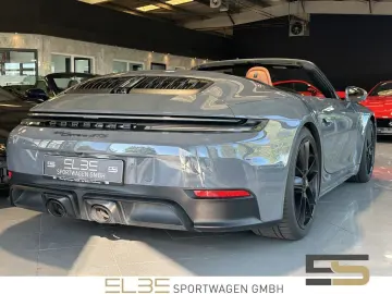 PORSCHE 911 992.2 Carrera GTS Cabriolet INNO BOSE CARBON