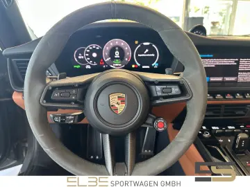 PORSCHE 911 992.2 Carrera GTS Cabriolet INNO BOSE CARBON