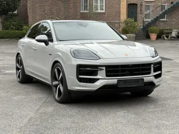 PORSCHE Cayenne E-Hybrid  Coupe HD MATRIX HEAD-UP BOSE S