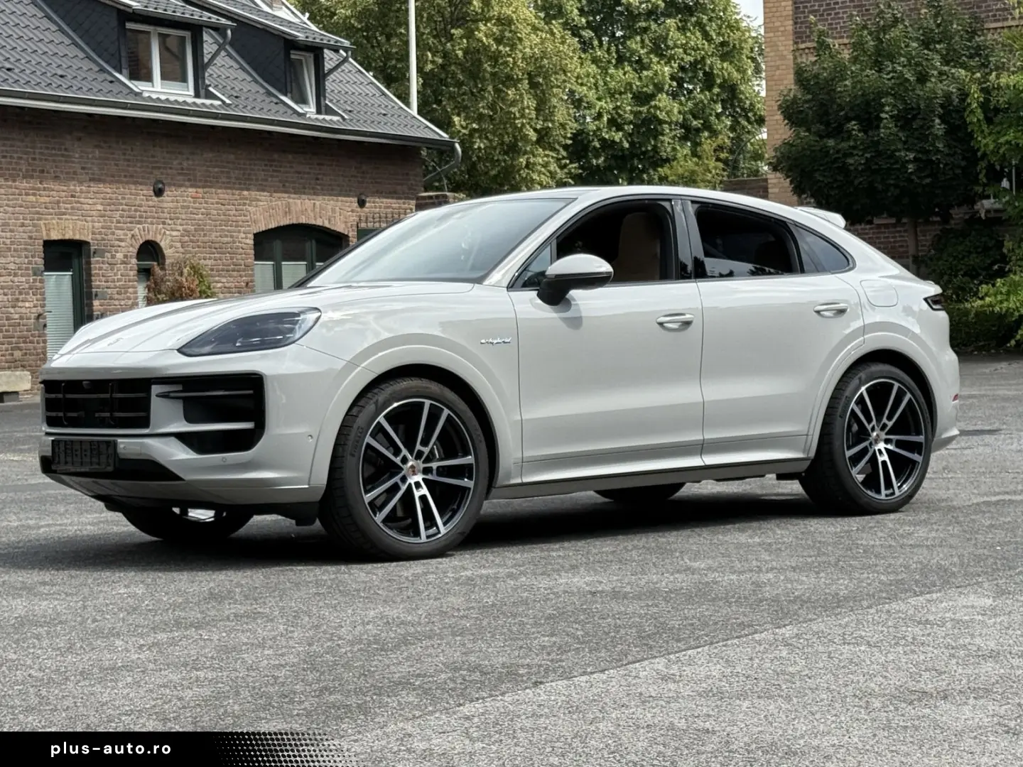 PORSCHE Cayenne E-Hybrid  Coupe KREIDE-BEIGE SPORTDESIGN