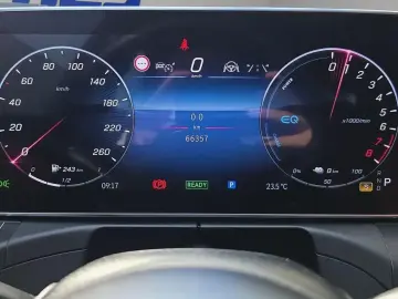 Mercedes-Benz C 300 e DISTRONIC 360 Burmester