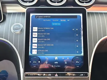 Mercedes-Benz C 300 e DISTRONIC 360 Burmester