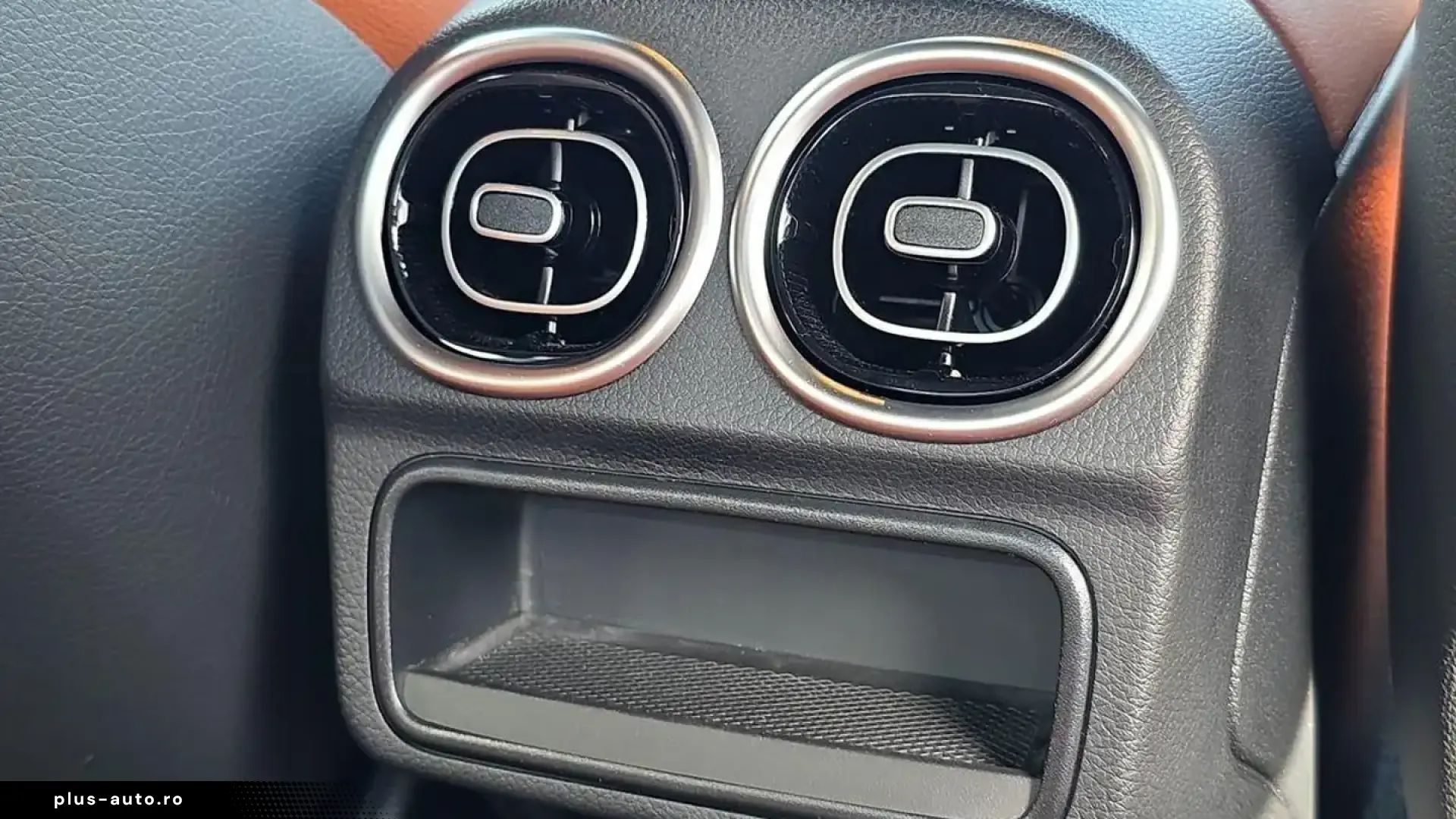 Mercedes-Benz C 300 e DISTRONIC 360 Burmester