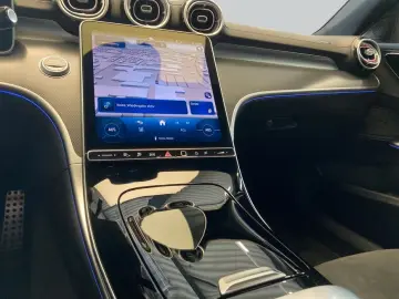 Mercedes-Benz C 300 e AMG Line Premium