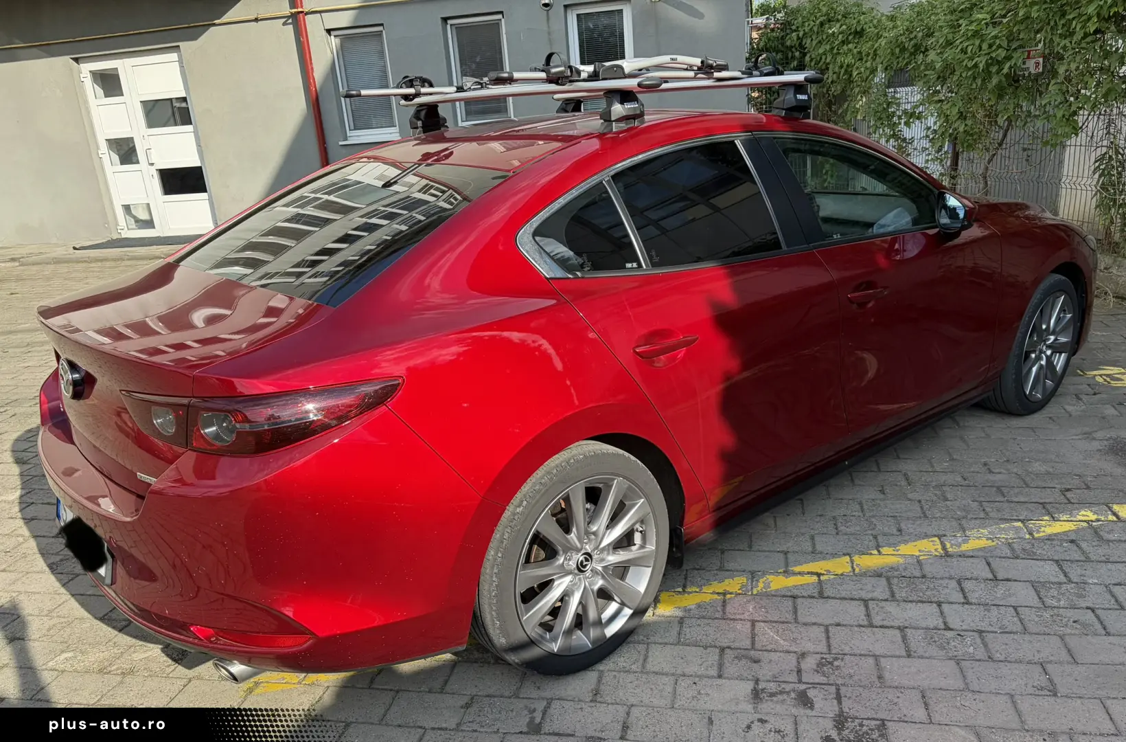 Mazda 3 SkyActiv G - întreținută doar la reprezentanța Mazda