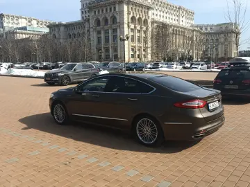 Ford Mondeo Vignale Hybrid 2018