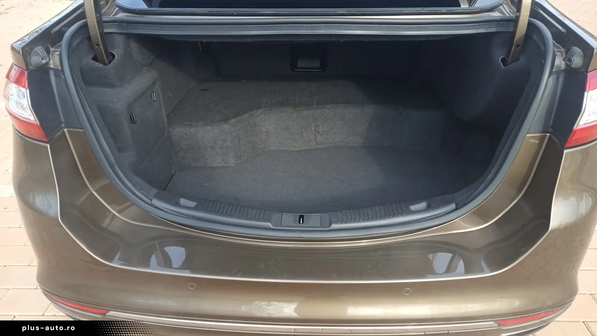 Ford Mondeo Vignale Hybrid 2018