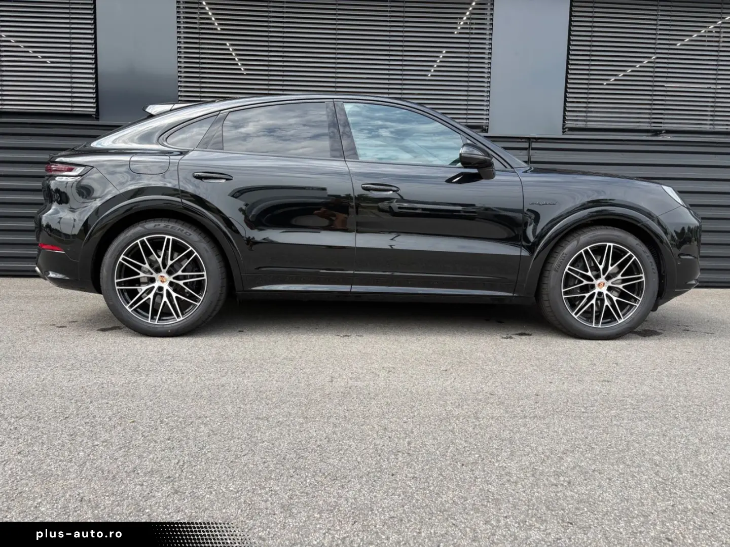 PORSCHE Cayenne Coupe E-Hybrid Black ED-HAL-SPORTDESIGN