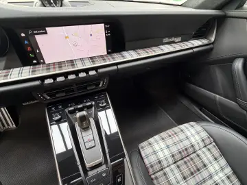 PORSCHE 992 Turbo S 50 Jahre Heritage 360  Glasdach