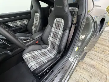 PORSCHE 992 Turbo S 50 Jahre Heritage 360  Glasdach