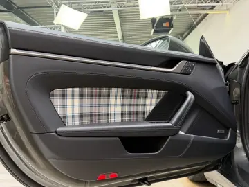 PORSCHE 992 Turbo S 50 Jahre Heritage 360  Glasdach