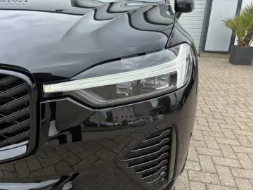 VOLVO XC60 B5 Plus Black Edition AWD  AHK Luftfahrwerk