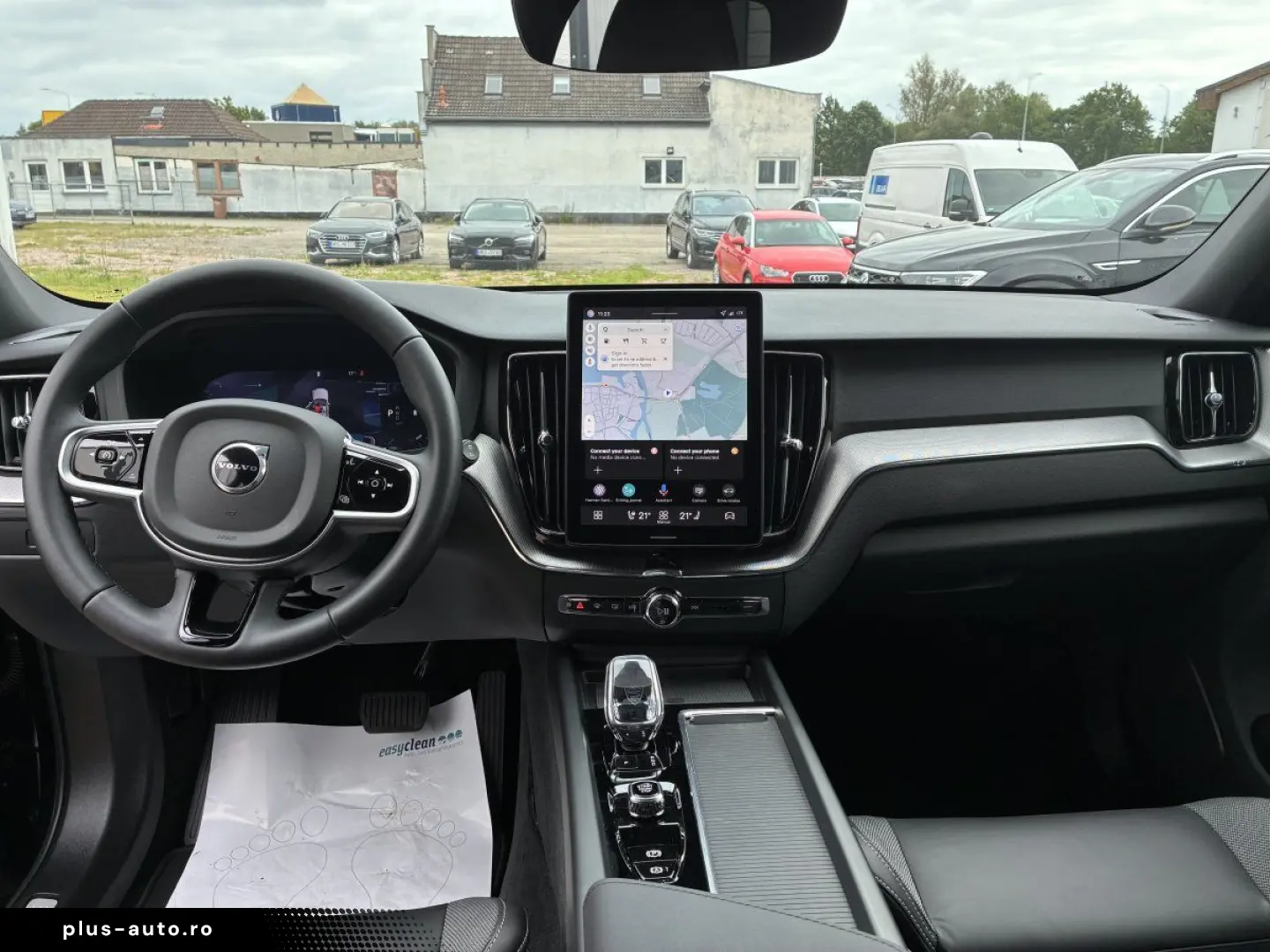 VOLVO XC60 B5 Plus Black Edition AWD  AHK Luftfahrwerk