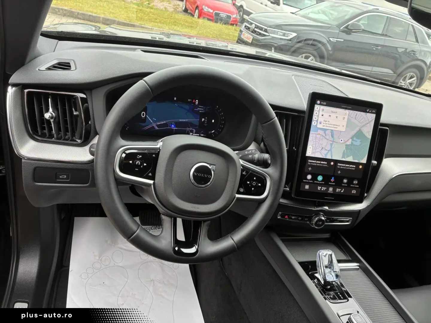 VOLVO XC60 B5 Plus Black Edition AWD  AHK Luftfahrwerk
