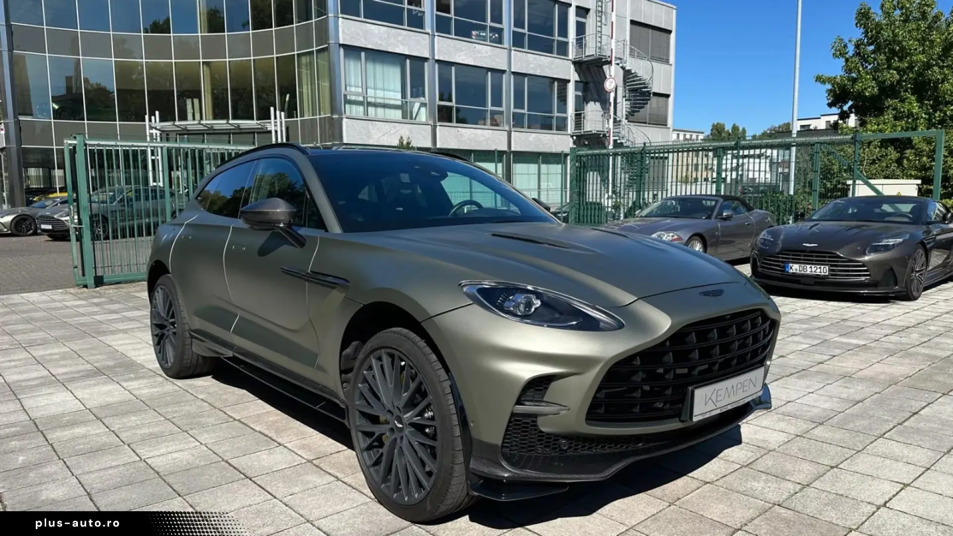 Aston Martin DBX 707 Satin Titanium Grey   Onyx Black