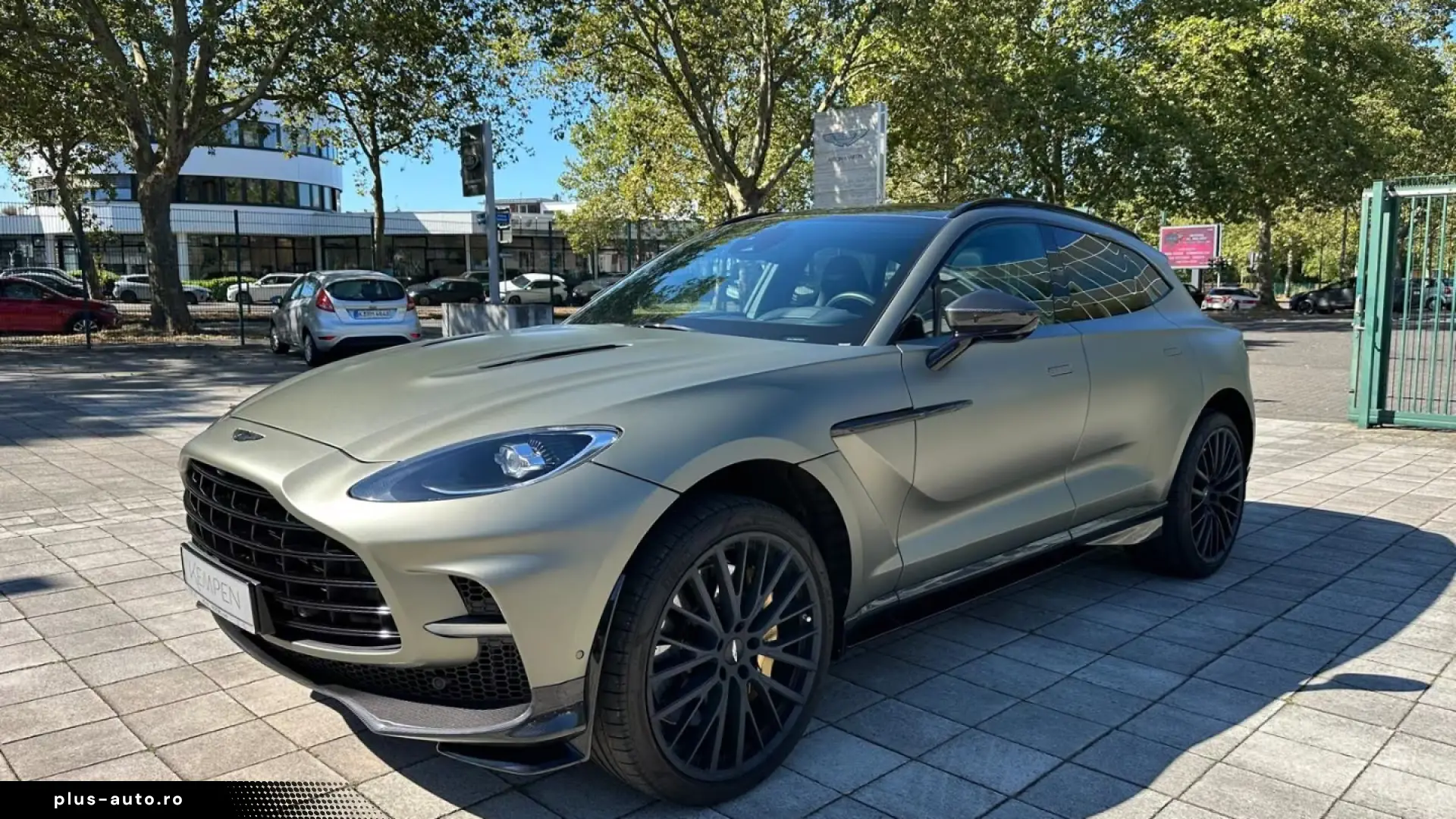 Aston Martin DBX 707 Satin Titanium Grey   Onyx Black