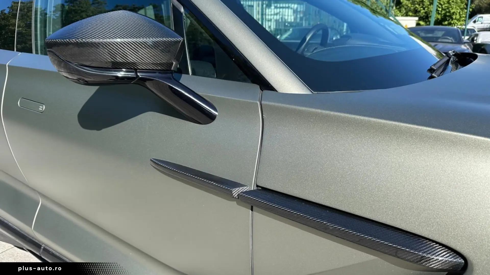Aston Martin DBX 707 Satin Titanium Grey   Onyx Black