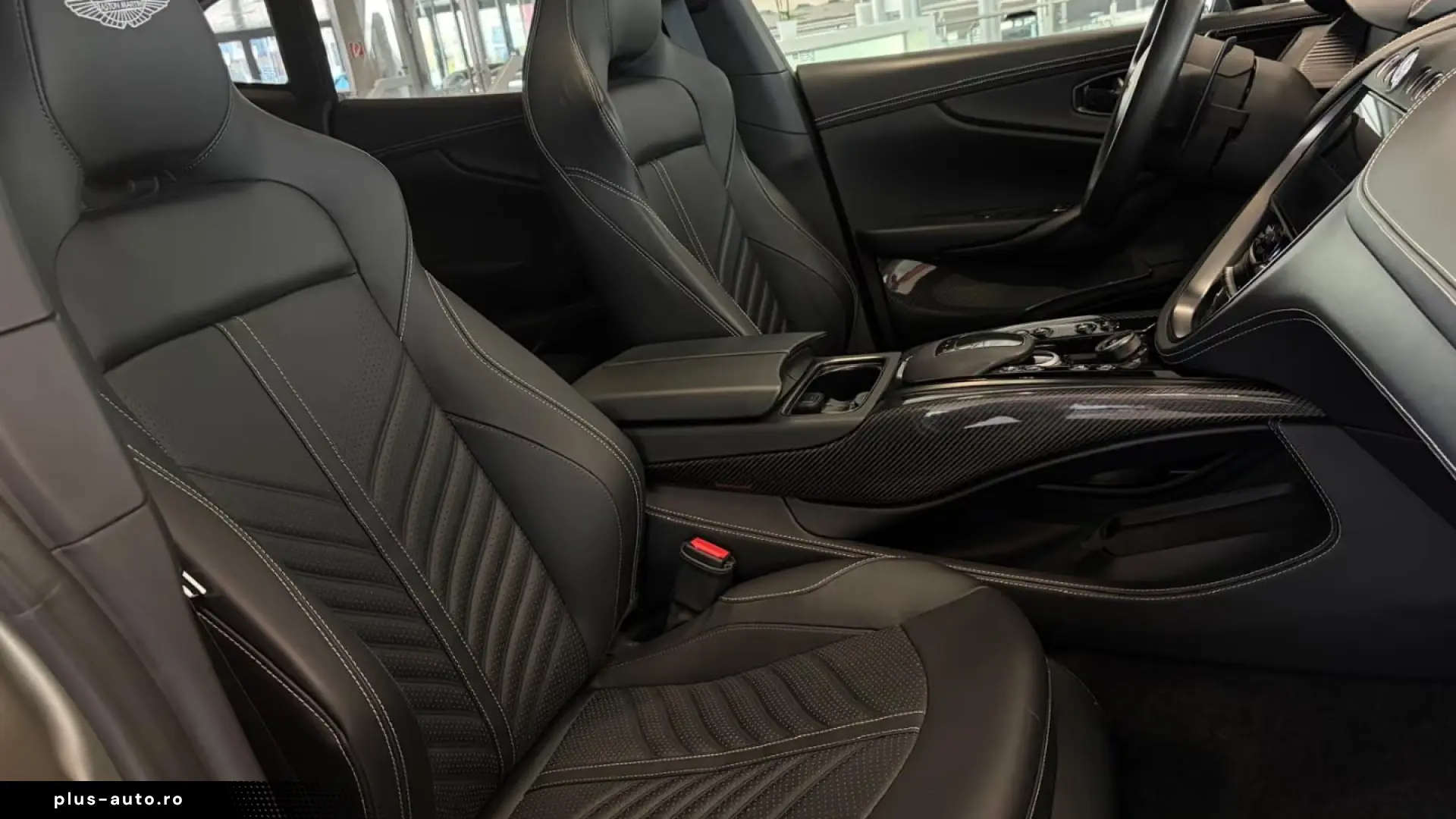 Aston Martin DBX 707 Satin Titanium Grey   Onyx Black