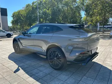 Aston Martin DBX 707 China Grey   Onyx Black