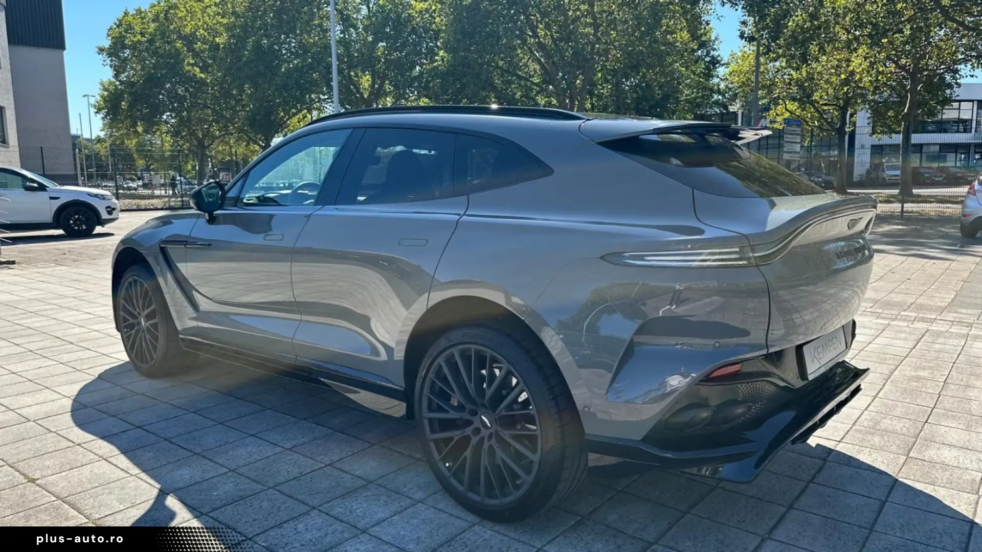 Aston Martin DBX 707 China Grey   Onyx Black