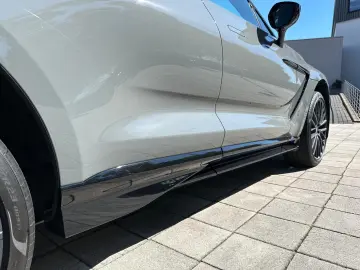 Aston Martin DBX 707 China Grey   Onyx Black