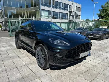 Aston Martin DBX 707 Oberon Black   Phantom Grey Carbon Ext.