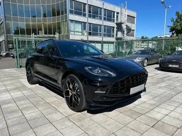 Aston Martin DBX 707 Jet Black   Onyx Black