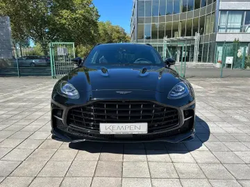 Aston Martin DBX 707 Jet Black   Onyx Black