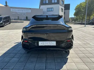 Aston Martin DBX 707 Jet Black   Onyx Black