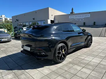 Aston Martin DBX 707 Jet Black   Onyx Black