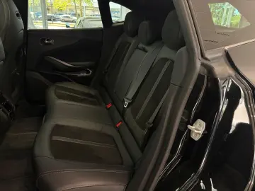 Aston Martin DBX 707 Jet Black   Onyx Black