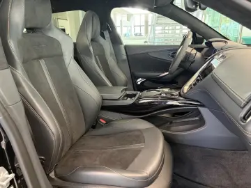 Aston Martin DBX 707 Jet Black   Onyx Black