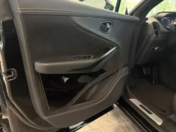 Aston Martin DBX 707 Jet Black   Onyx Black