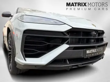 Lamborghini Urus SE M26 Carbon Matt Int Ext Full Spec