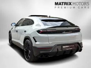 Lamborghini Urus SE M26 Carbon Matt Int Ext Full Spec