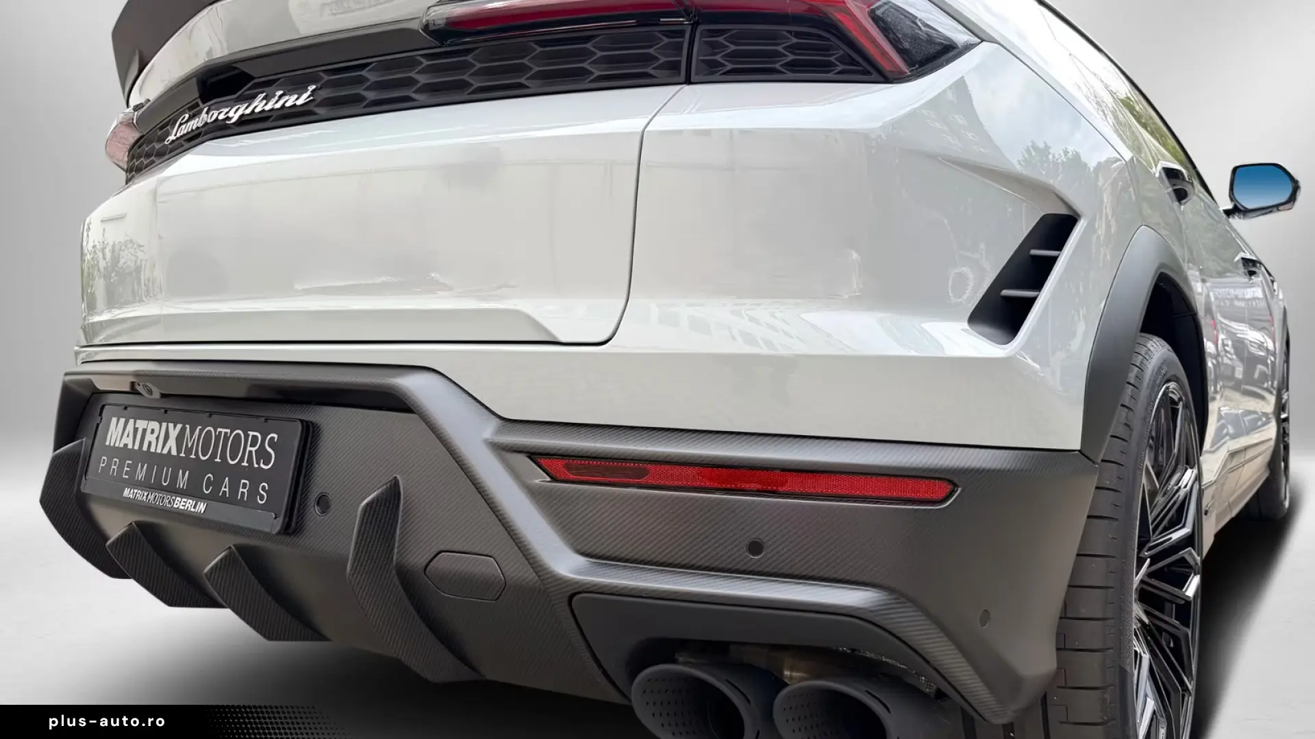 Lamborghini Urus SE M26 Carbon Matt Int Ext Full Spec