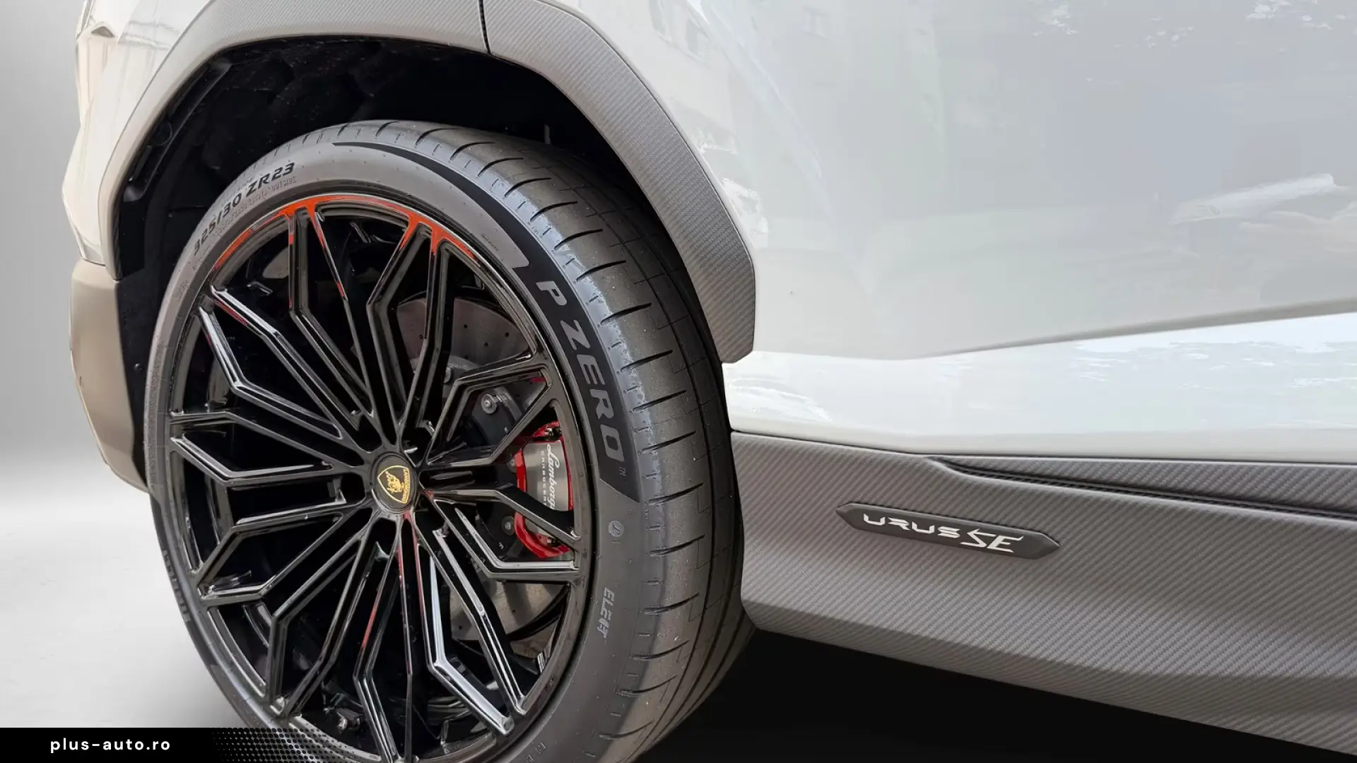 Lamborghini Urus SE M26 Carbon Matt Int Ext Full Spec