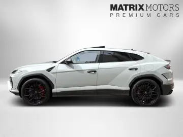 Lamborghini Urus SE M26 Carbon Matt Int Ext Full Spec