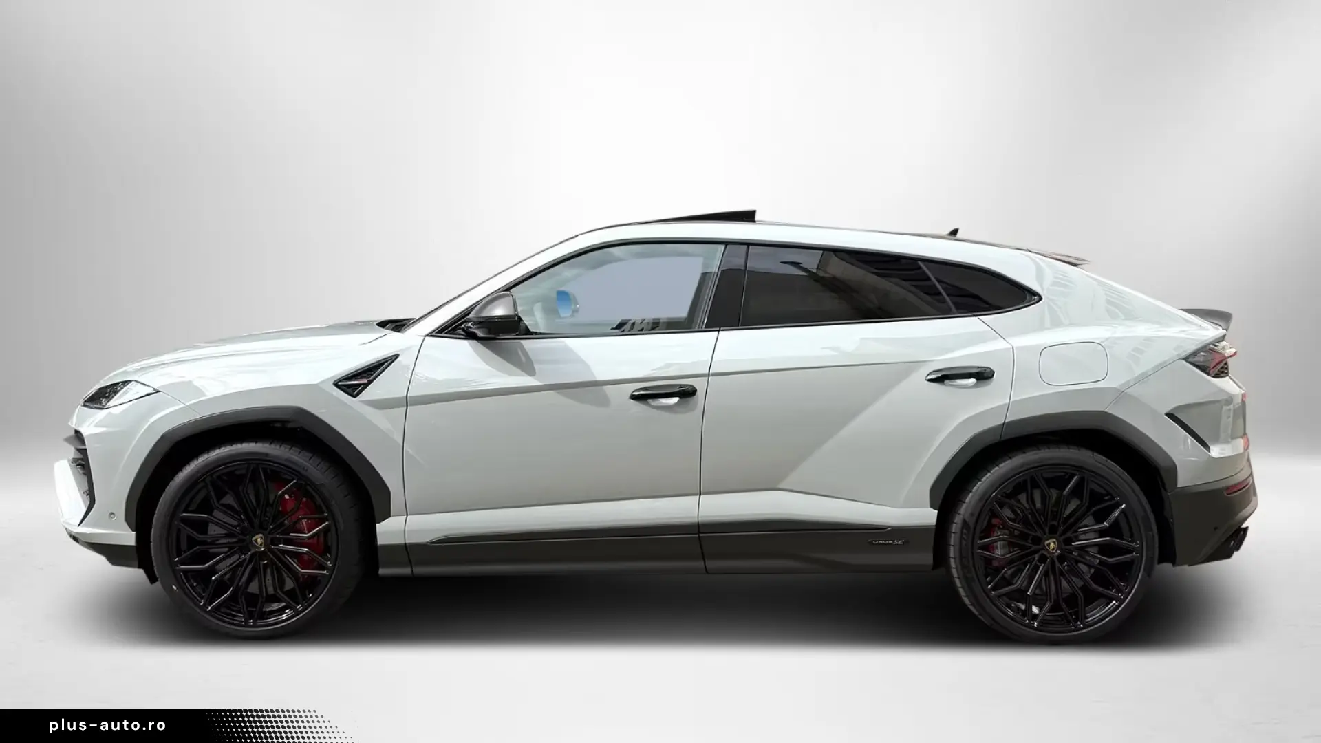 Lamborghini Urus SE M26 Carbon Matt Int Ext Full Spec