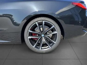 BMW M440i xDrive Coupé H K  glass roof  laser  HUD