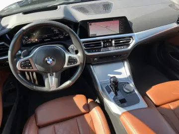 BMW M440i xDrive Coupé H K  glass roof  laser  HUD